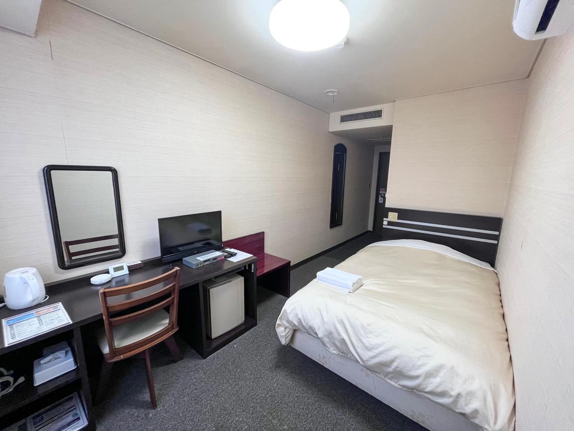 Hotel Crown Hills 3*